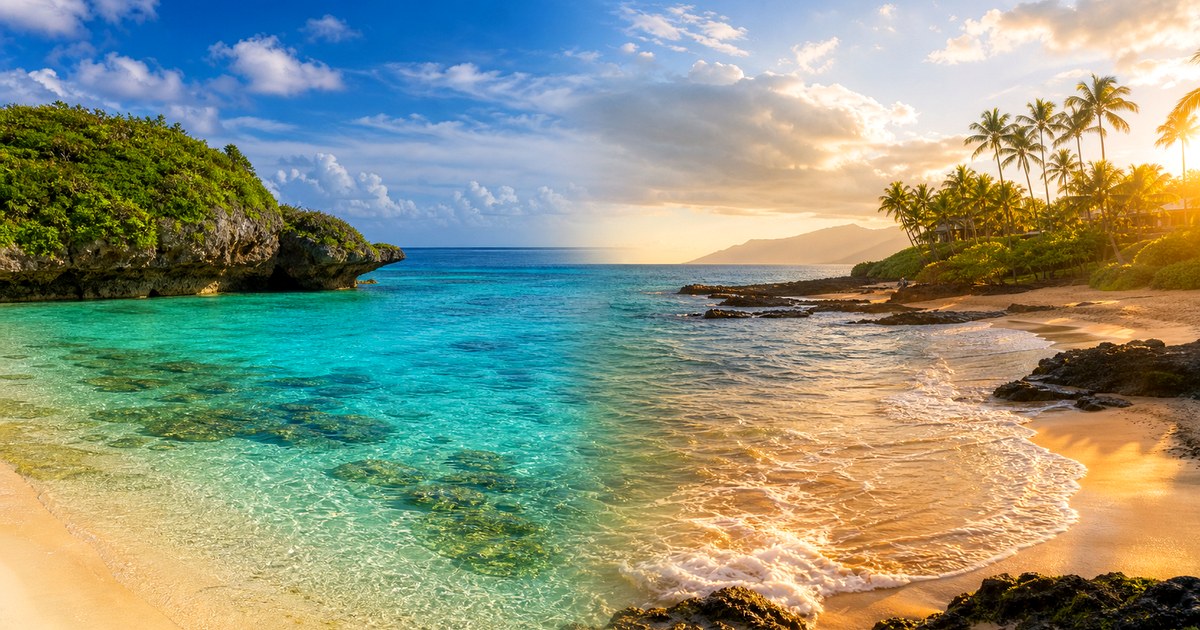 Okinawa vs Hawaii: Which Is Better for a Beach Holiday